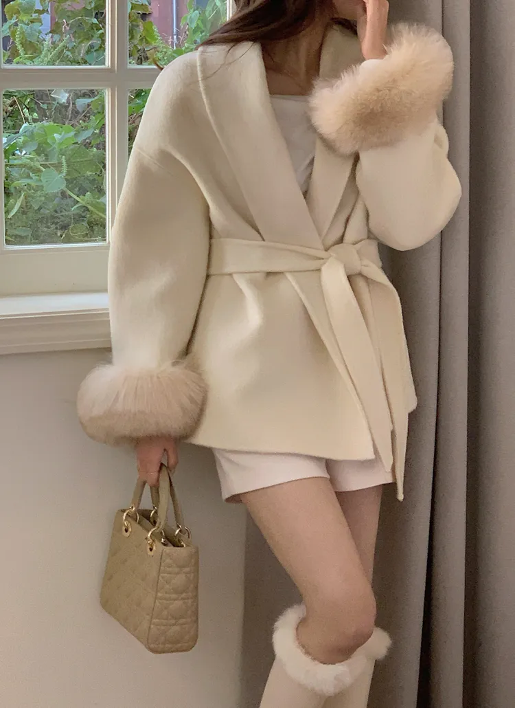 ストラップ&ファー付ショールカラーハーフコート | レディース  