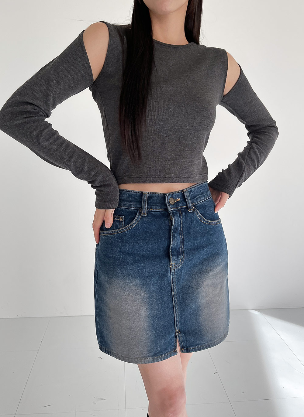 ショルダースリットスリムTシャツ | DHOLIC | 詳細画像3