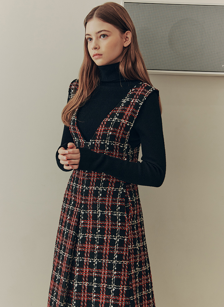 Vネックツイードノースリワンピース(RED) | レディースファッション