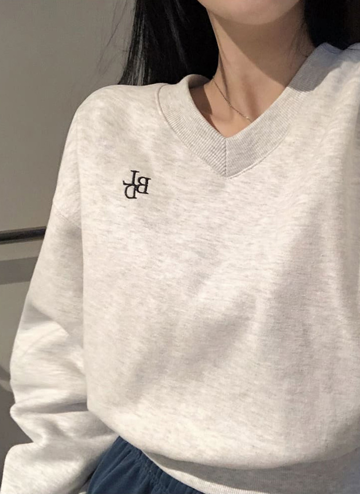 beidelli made]裏起毛Vネック刺繍クロップドスウェット | レディース