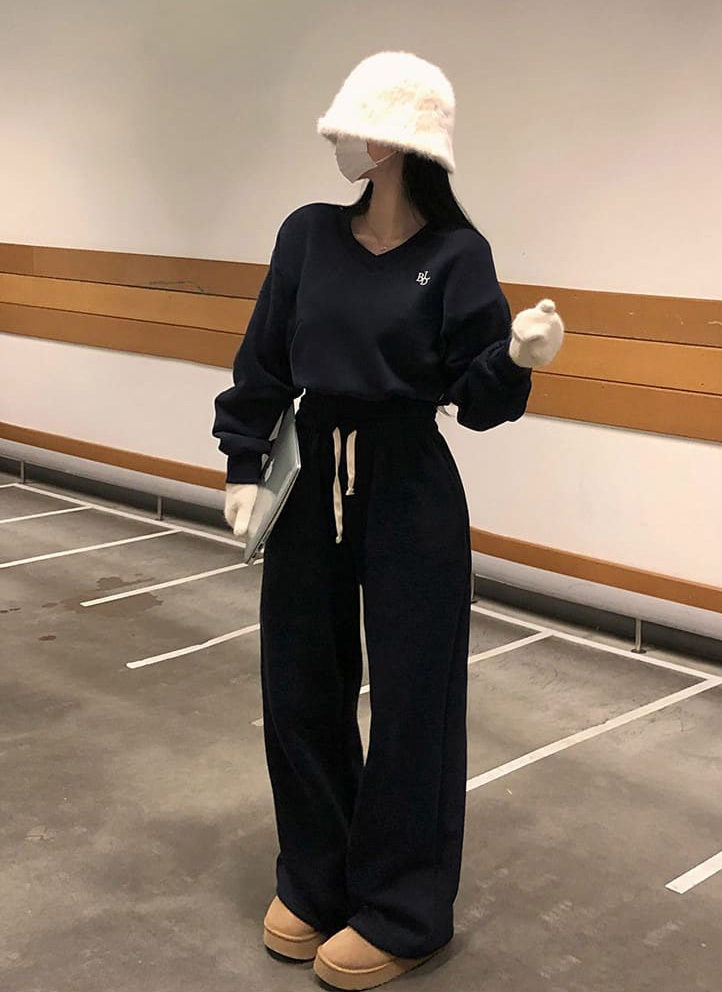 beidelli made]裏起毛Vネック刺繍クロップドスウェット | レディース