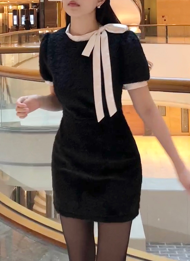 サテンリボンファータッチ半袖ミニワンピース | レディース