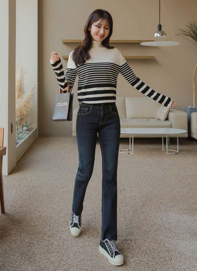 裏起毛ゴムストレートデニムパンツ | レディースファッション 裏起毛ゴムストレートデニムパンツ | レディースファッション