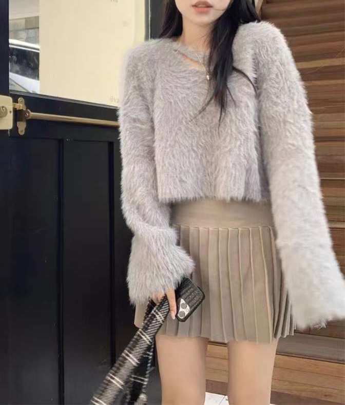 カットネックファータッチニット | レディースファッション通販 - DHOLIC