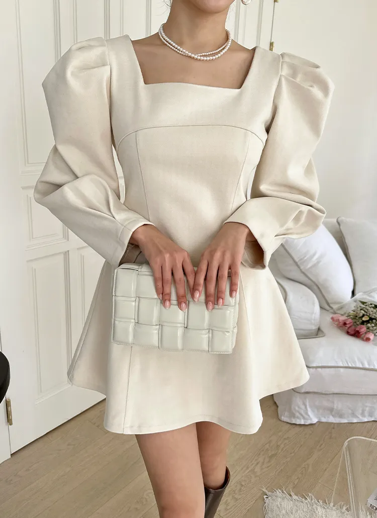 ピーチ起毛スクエアパフミニワンピース | binsholic | 詳細画像1