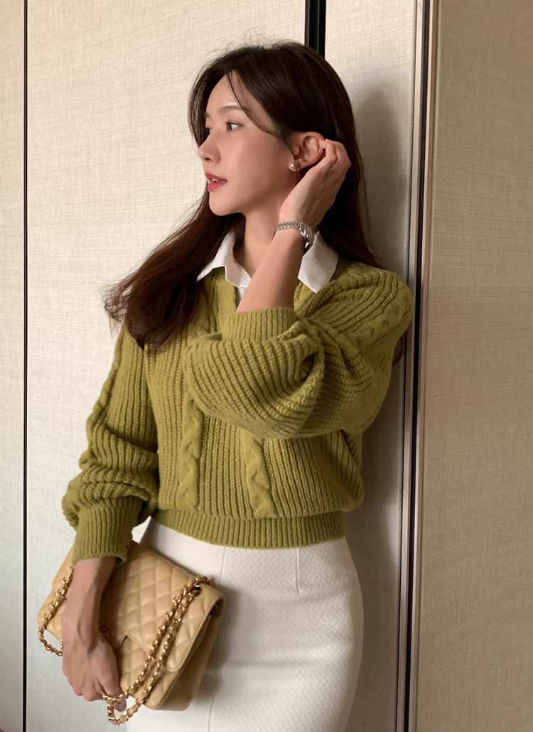 シャツレイヤード風Vネックケーブルニット | レディースファッション