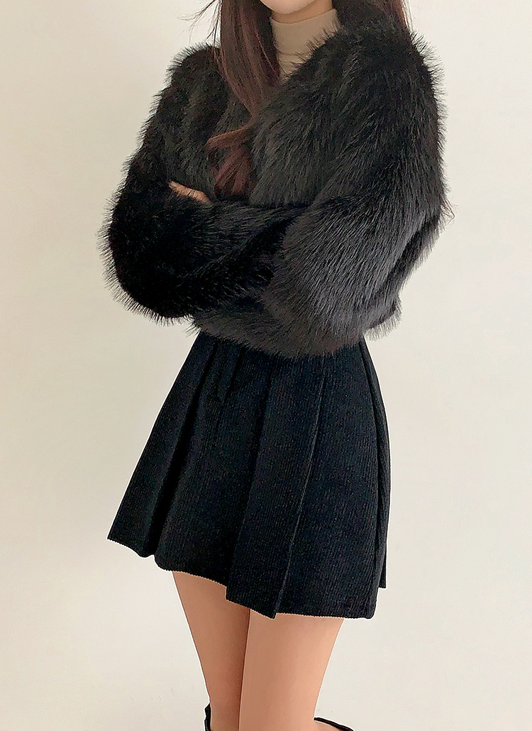 Vネックエコファークロップドジャケット | レディースファッション通販