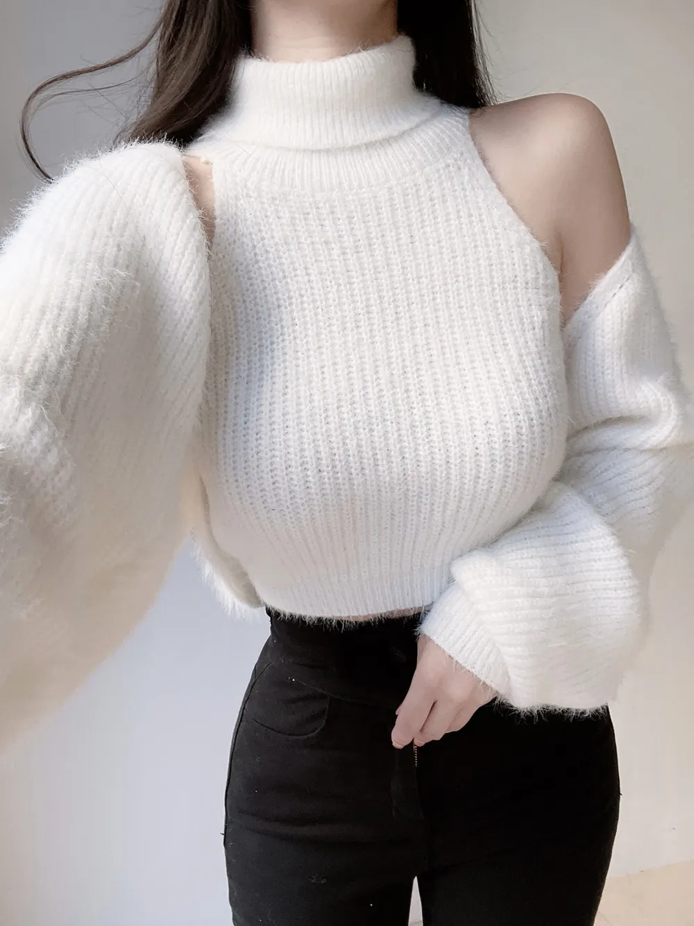 cygne シーニュ フリルタートルニット lily ホワイト 長袖