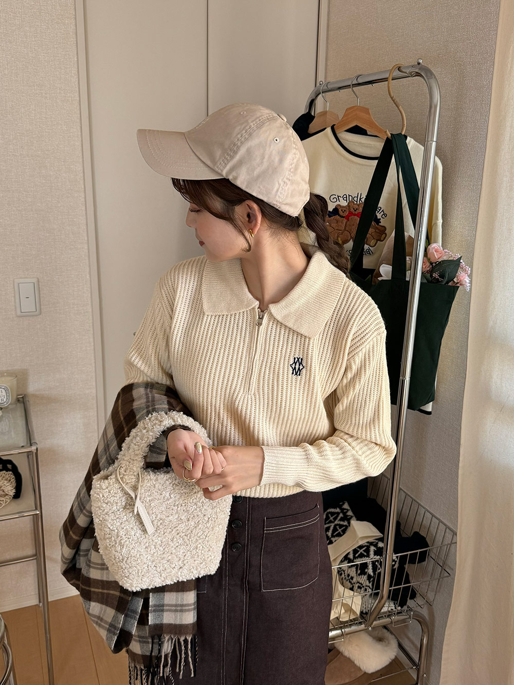 ロゴ刺繍ハーフジップニット | レディースファッション通販 - DHOLIC