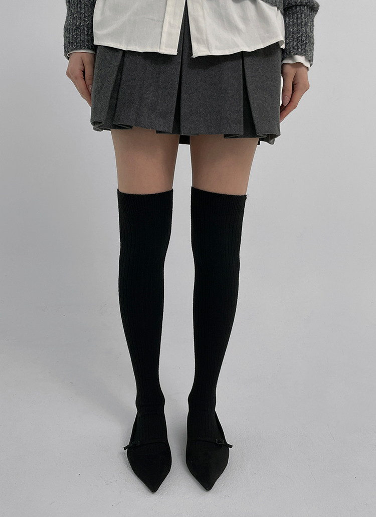 The SECRETCLOSET別注BRESCIANIカシミヤニーハイソックス The SECRETCLOSET別注BRESCIANIカシミヤニーハイソックス