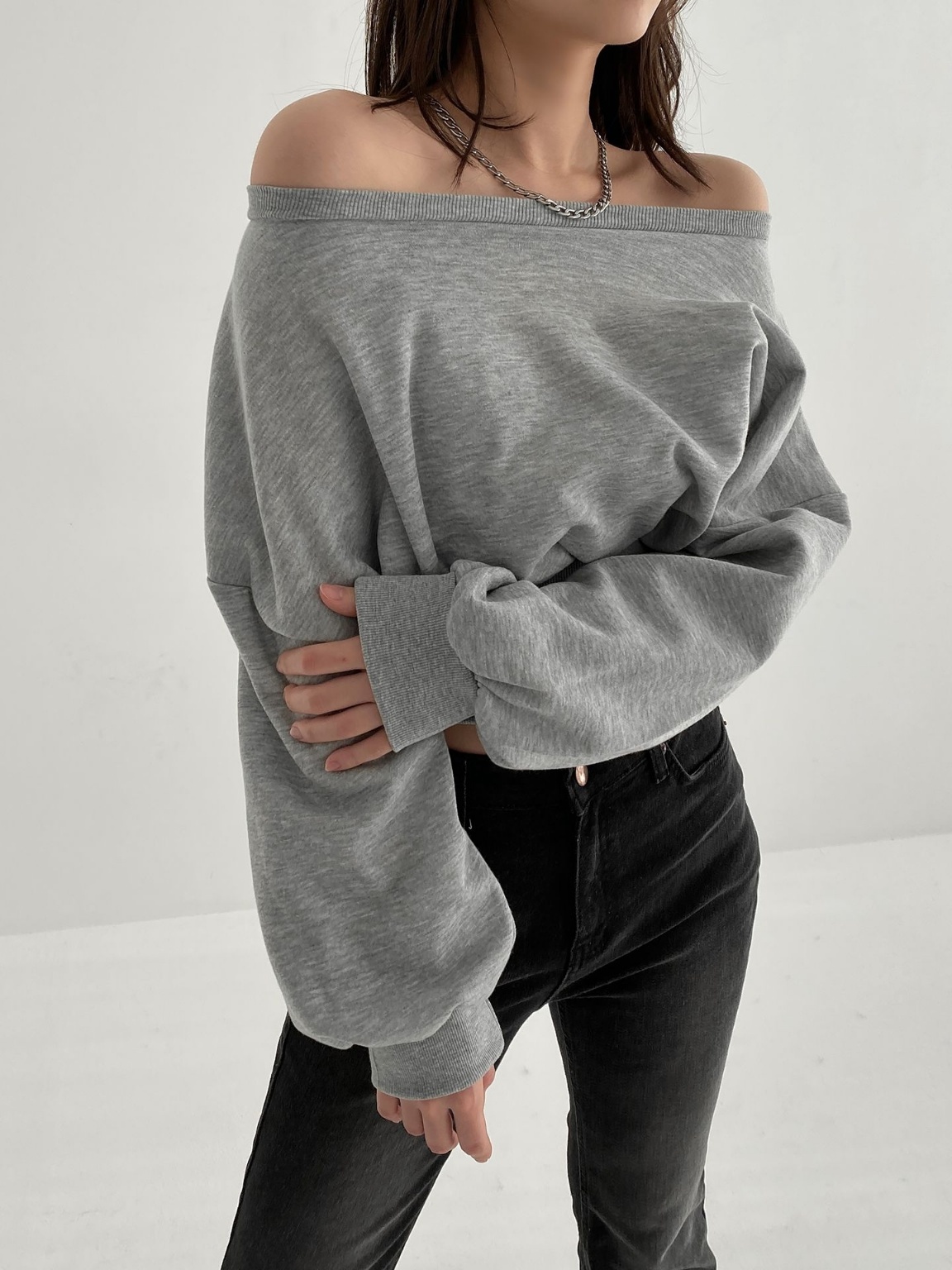   Jeans グレー クロップドスウェット 裏起毛2WAYクロップドスウェット | レディースファッション通販 - DHOLIC