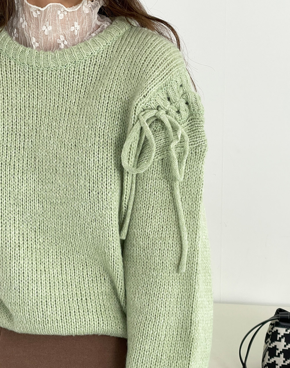 スリットレースアップルーズニット | DHOLIC | 詳細画像4