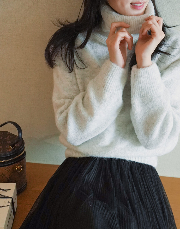 ウール混タートルネッククロップドニット | レディースファッション