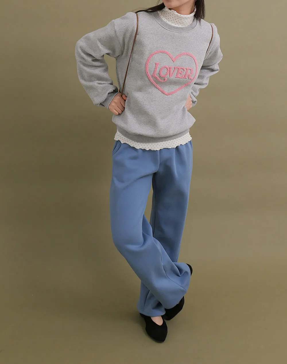 裏起毛ボアLOVERハートロゴスウェット | レディースファッション通販  