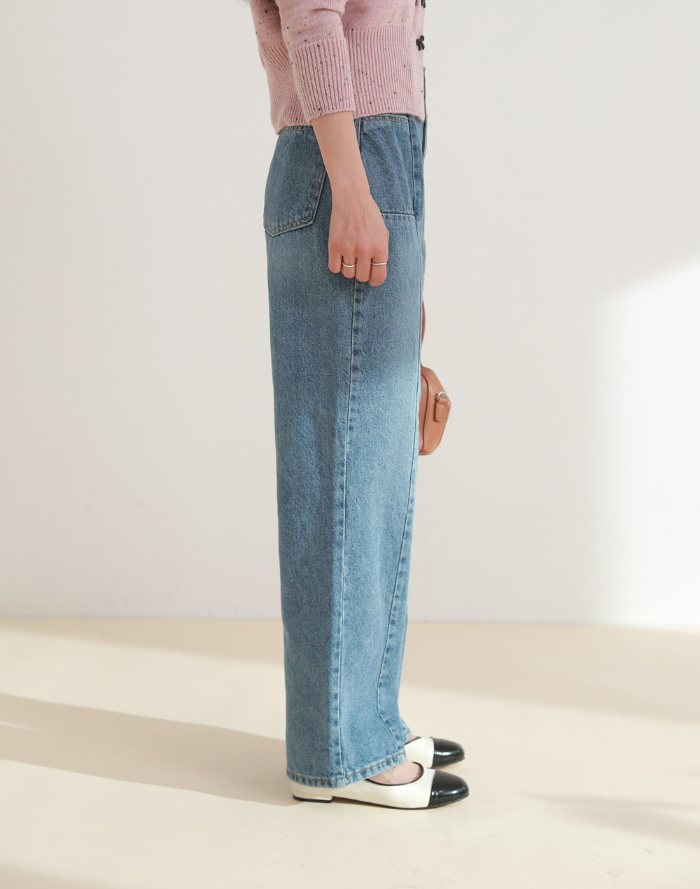 センターステッチストレートデニムパンツ | レディース