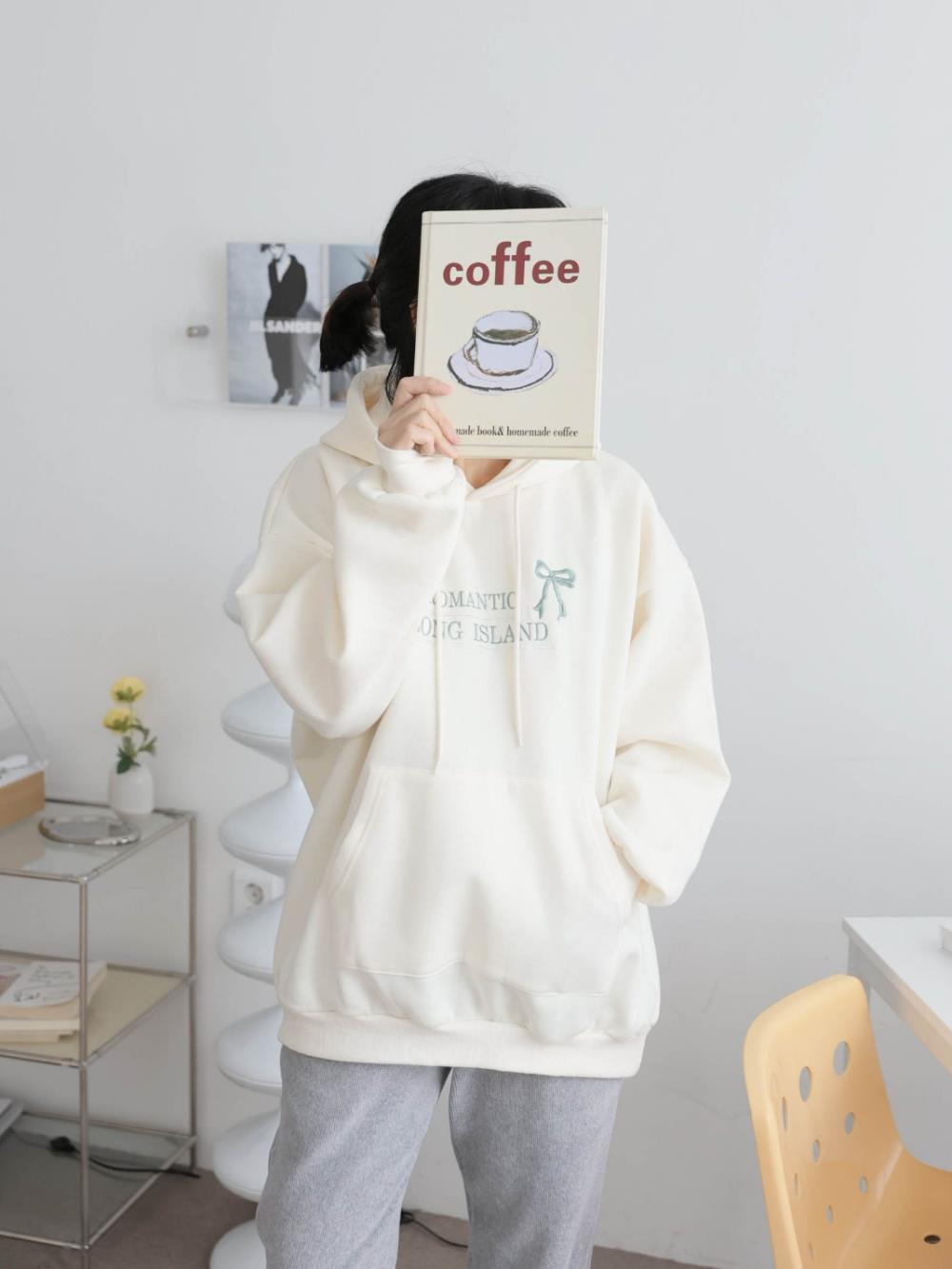 裏起毛リボン刺繍ルーズパーカー | レディースファッション通販