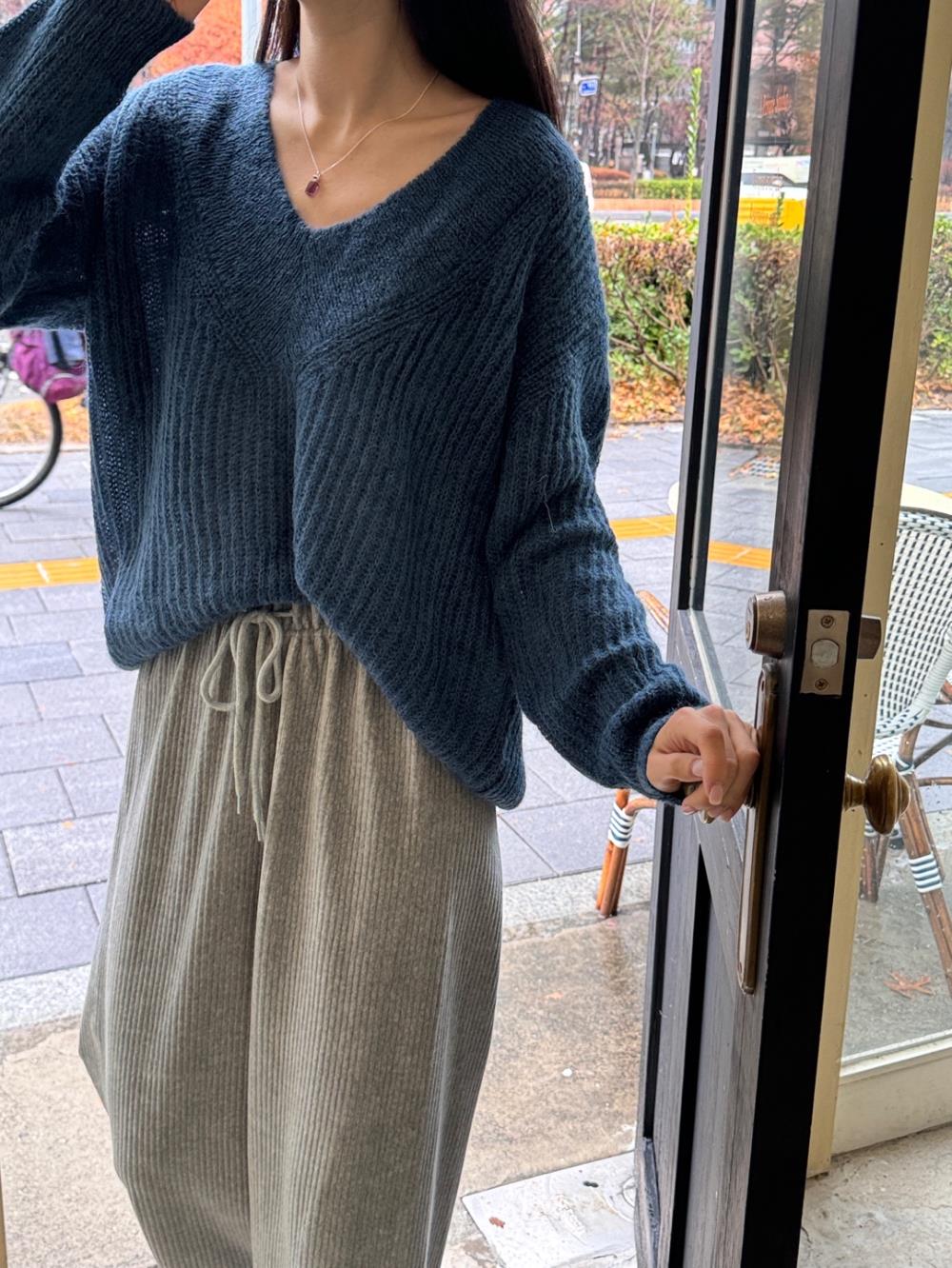 モヘア混Vネックルーズニット | レディースファッション通販 モヘア混Vネックルーズニット | レディースファッション通販