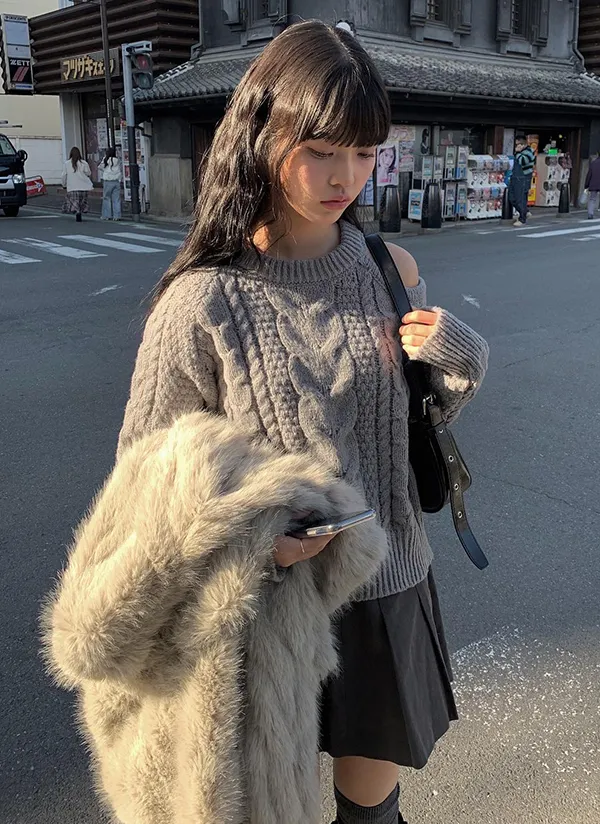 ワンカットショルダーケーブルニット | anyonemore | 詳細画像1