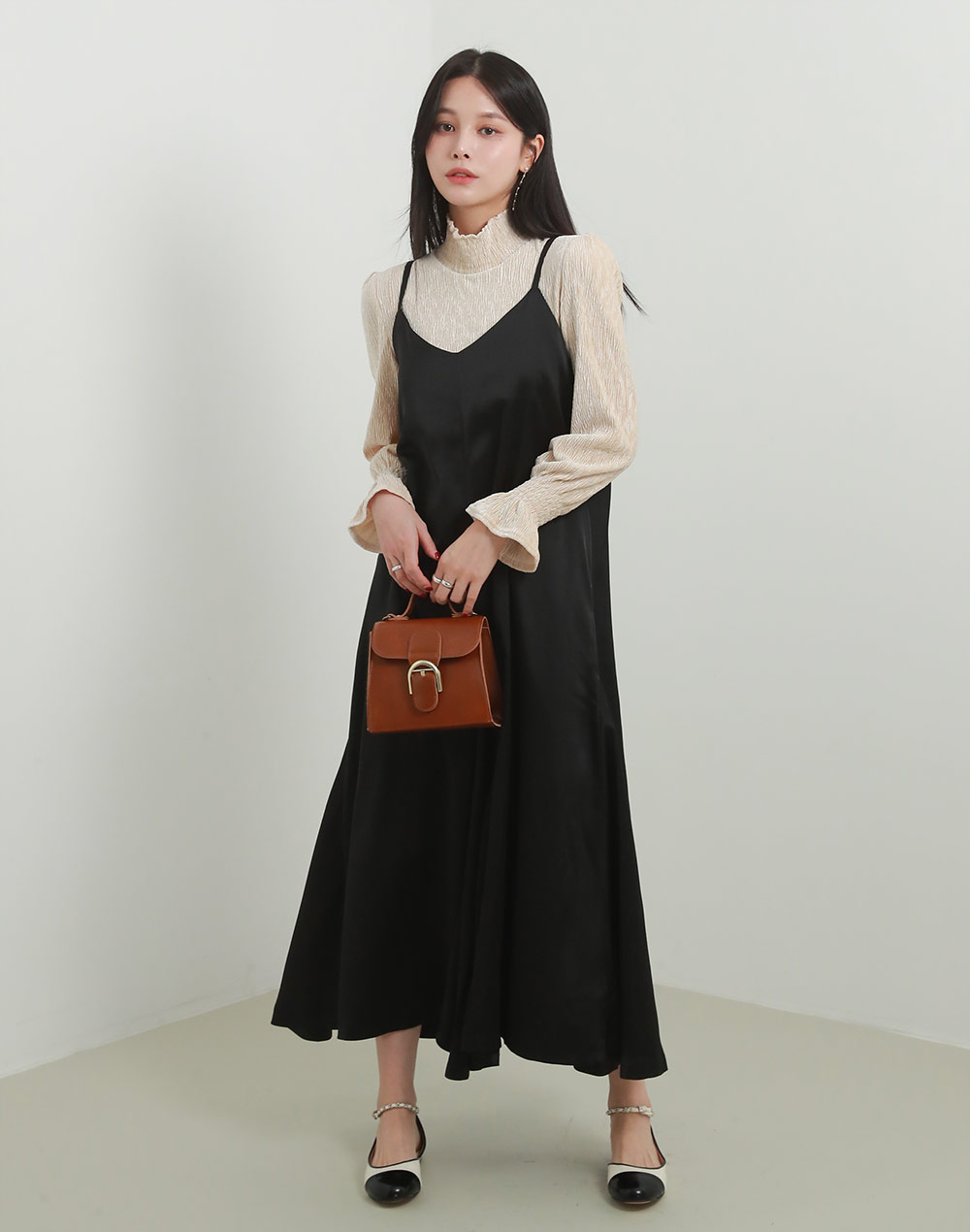 CHICWISH(シックウィッシュ)｜サテンフレアヘムキャミワンピース CHICWISH(シックウィッシュ)｜サテンフレアヘムキャミワンピース