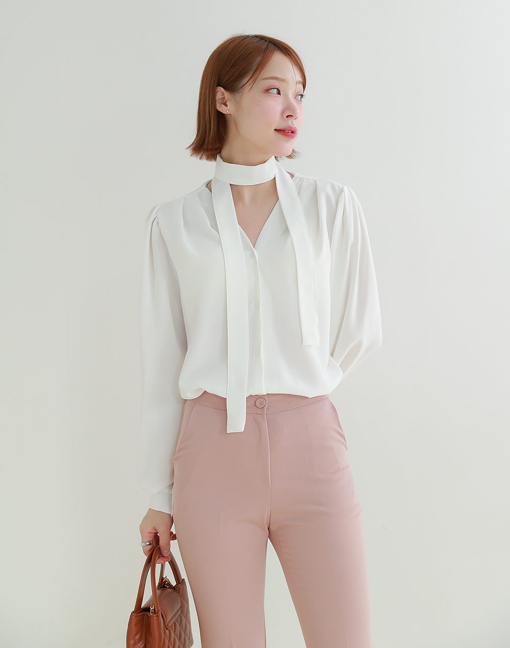 ストラップ付Vネックパフスリーブブラウス | DHOLIC | 詳細画像8