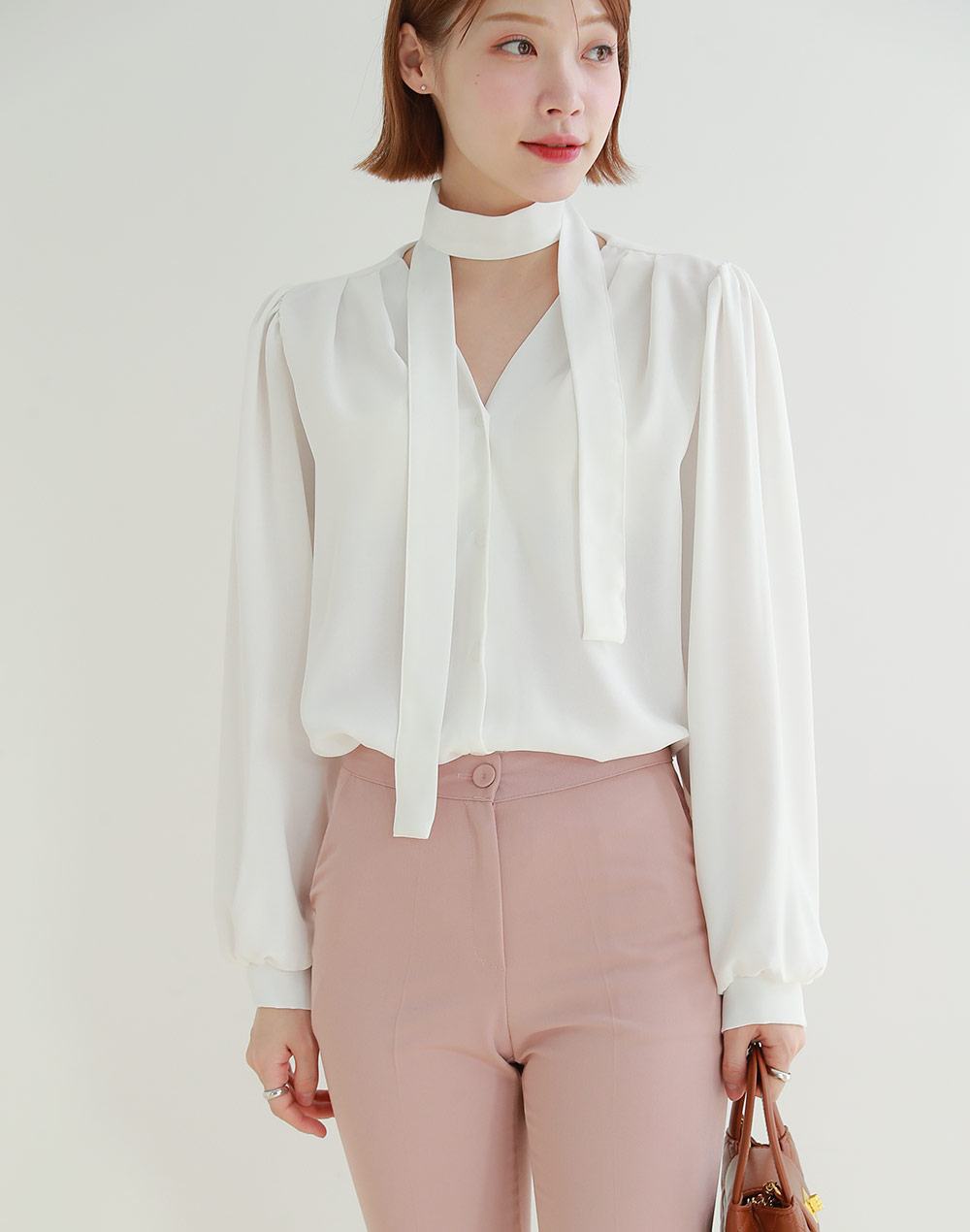 ストラップ付Vネックパフスリーブブラウス | DHOLIC | 詳細画像10