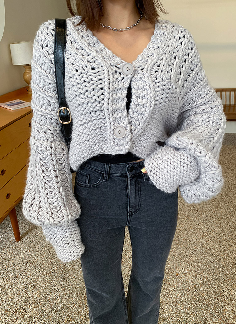Hand made Wool フリンジVネックカーデ