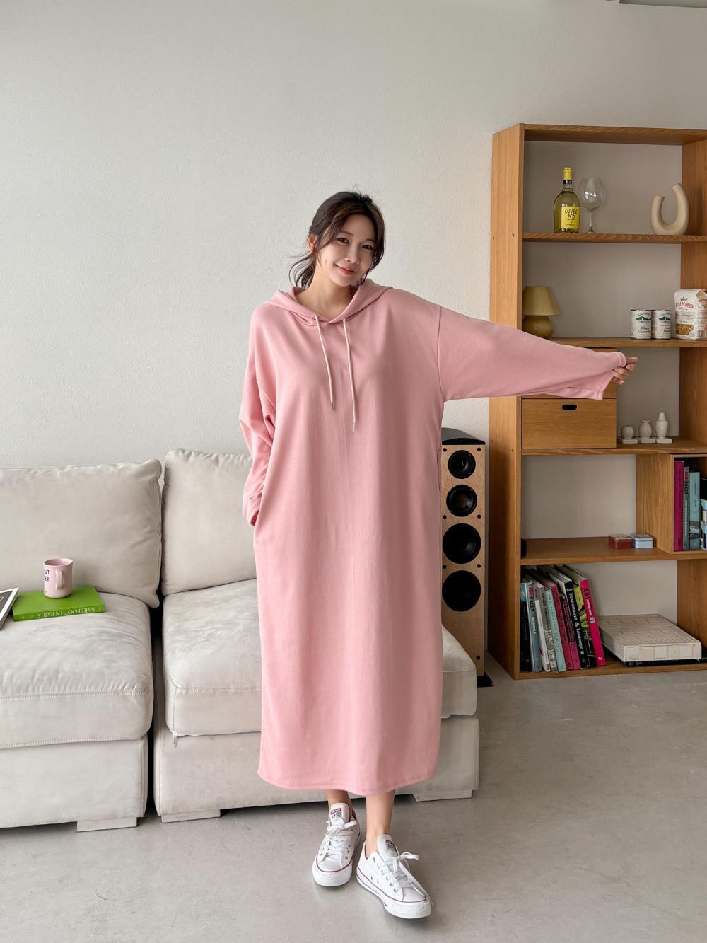 JUSGLITTY 2025SS ライトドロストパーカーワンピース JUSGLITTY 2025SS ライトドロストパーカーワンピース - メルカリ