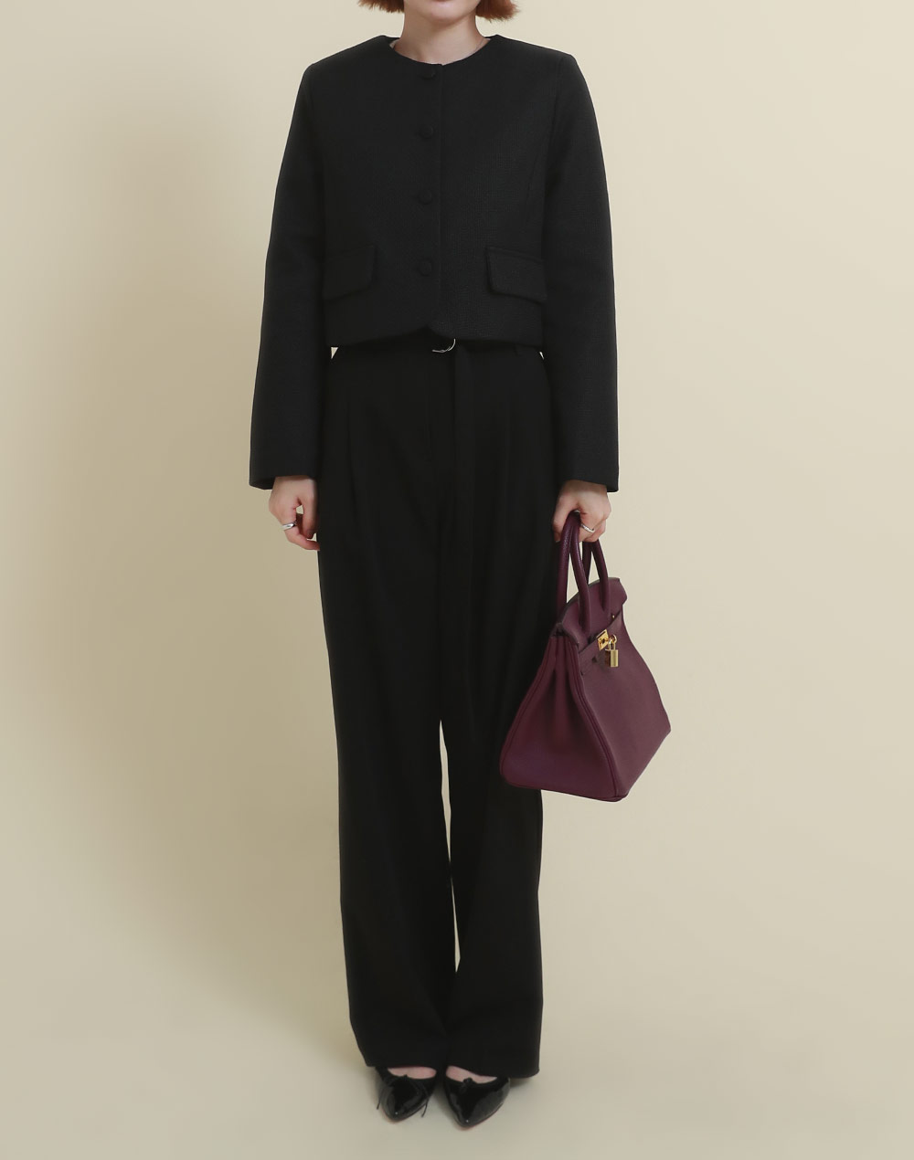 フォイユ　FEUILLE　tops-1ブラック　ツイードジャケット　くるみボタン くるみボタンクロップドツイードジャケット | レディースファッション