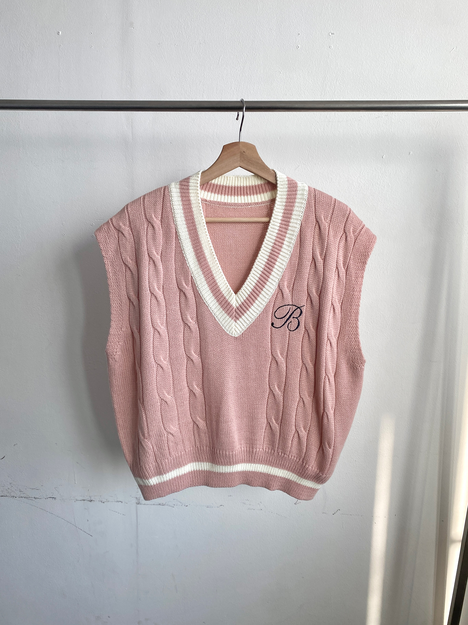 B刺繡チルデンニットベスト | 詳細画像17
