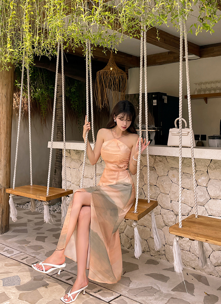 ホルターネック水彩画ワンピース | レディースファッション通販 - DHOLIC