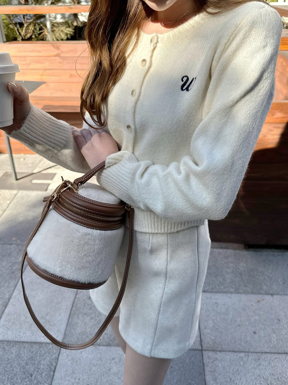W刺繍ロゴニットカーディガン | レディースファッション通販 - DHOLIC