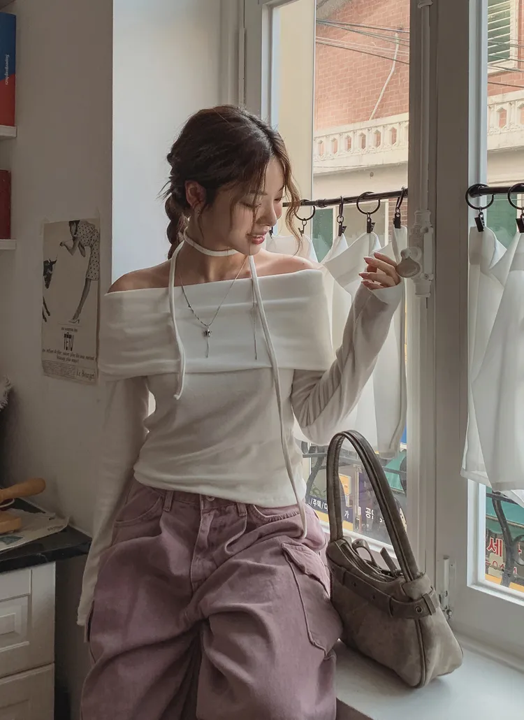 ストラップ付オフショル長袖Tシャツ | ulan | 詳細画像1