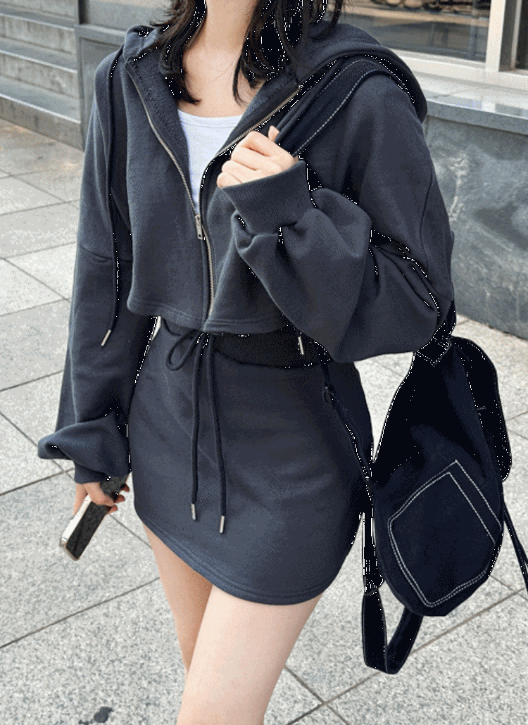 ドルマンクロップドパーカー&ミニスカートSET | レディース