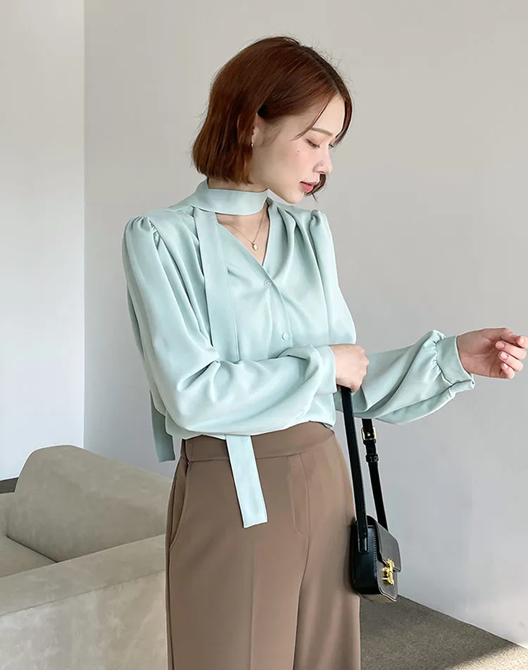 ストラップ付Vネックパフブラウス | DHOLIC | 詳細画像1