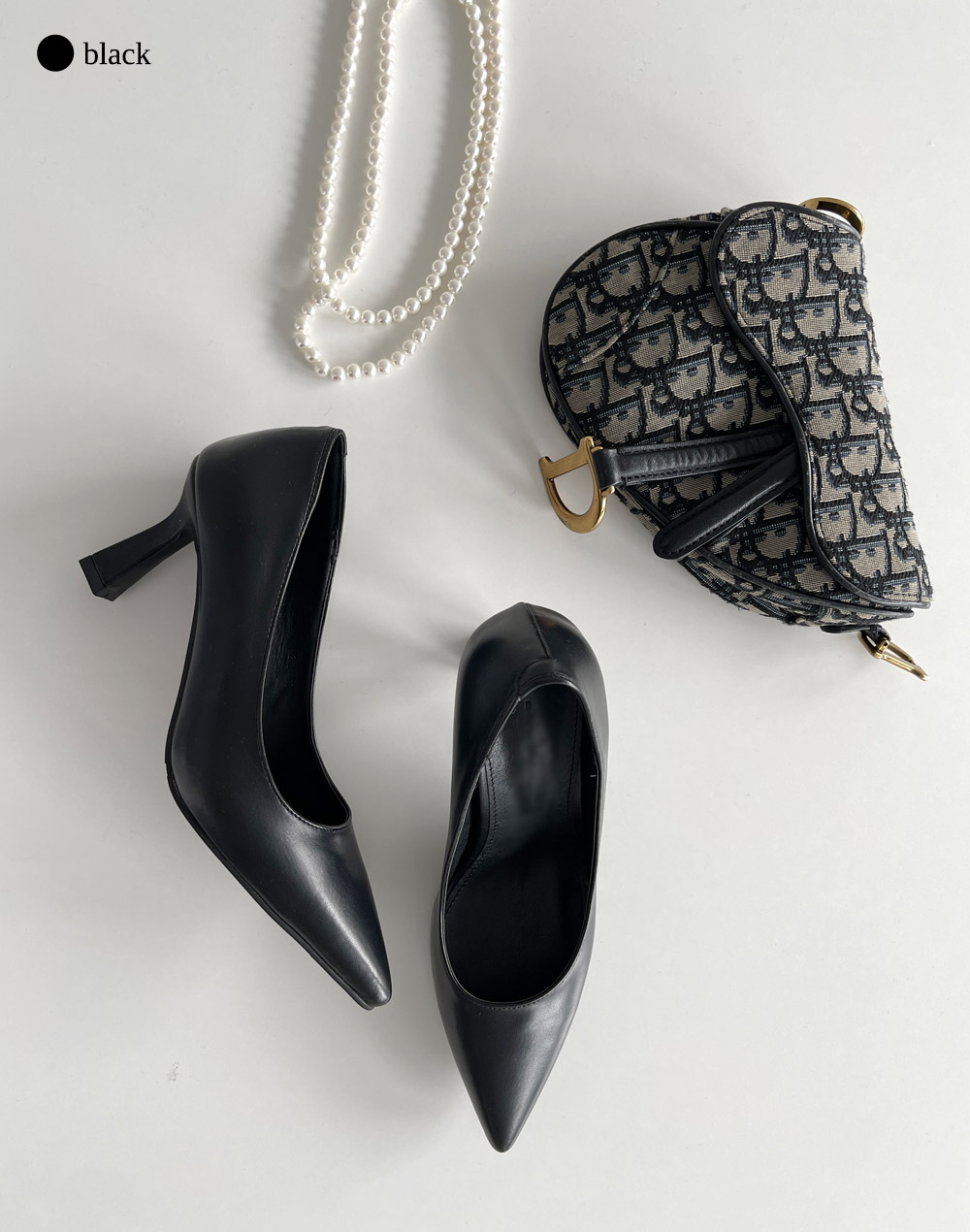 banana republic パンプス　本革　ポインテッドトゥ　ピンヒール banana republic パンプス 本革 ポインテッドトゥ ピンヒール