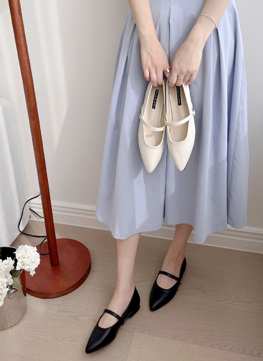 ポインテッドトゥフラットシューズ | レディースファッション通販 - DHOLIC