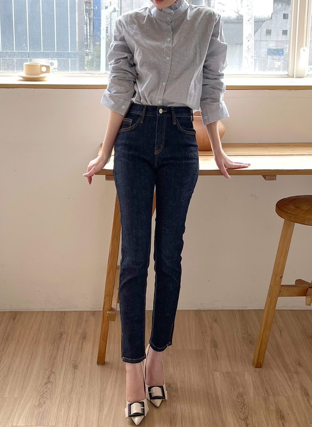 ユニオンランチ　フリル付きハイネックシャツ ユニオンランチ フリル付きハイネックシャツ