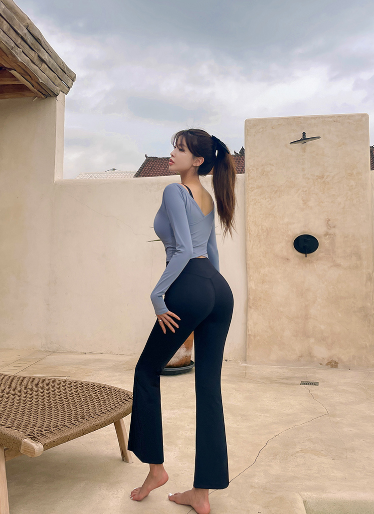 スリットフレアレギンスパンツ | レディースファッション通販 - DHOLIC