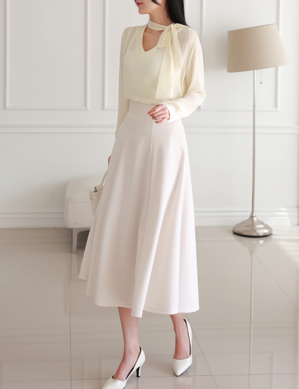 リボンVネックショルダータックブラウス | レディースファッション通販