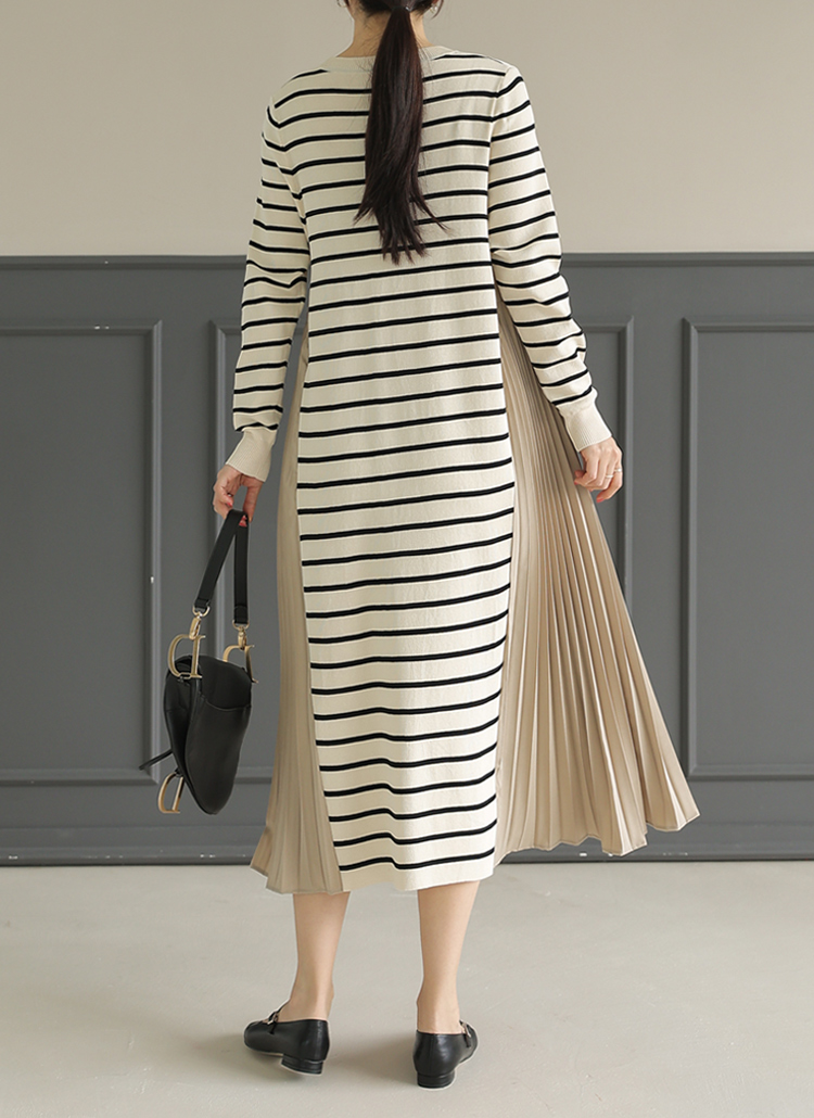 サイドプリーツボーダースウェットワンピース | レディース