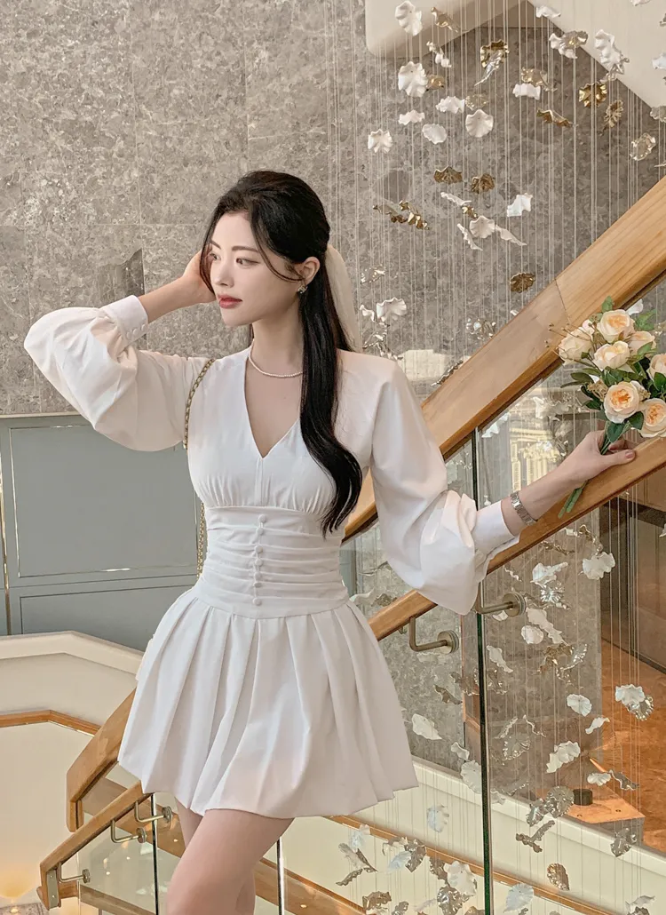 Vネックプリーツパフミニワンピース | レディースファッション通販  