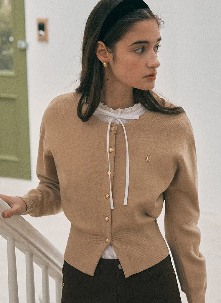 ラウンドゴールドボタンカーディガン(ベージュ) | レディース  