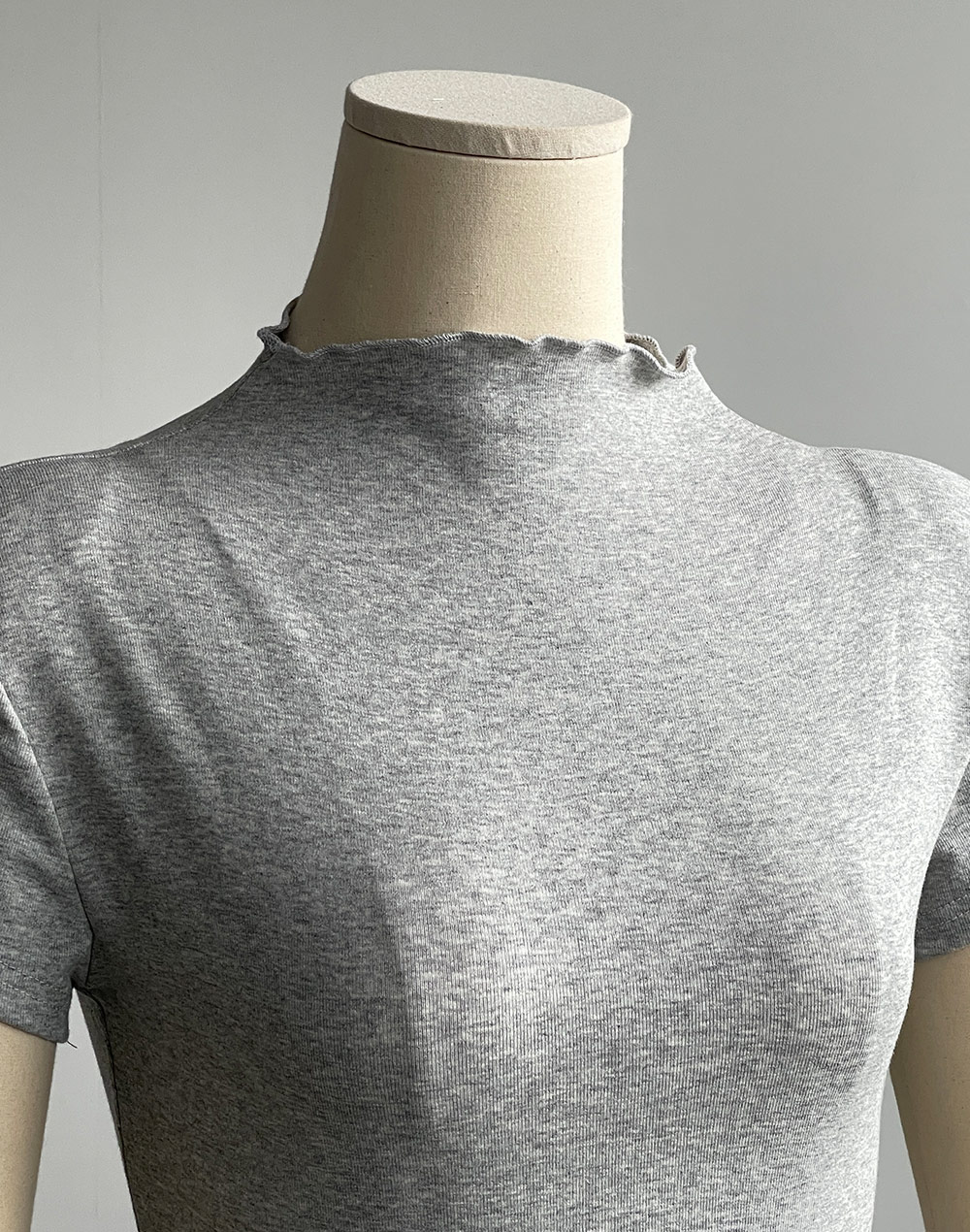 [残り1点]メロウハーフネックキャップスリーブTシャツ&ポケットパンツSET | DHOLIC | 詳細画像8