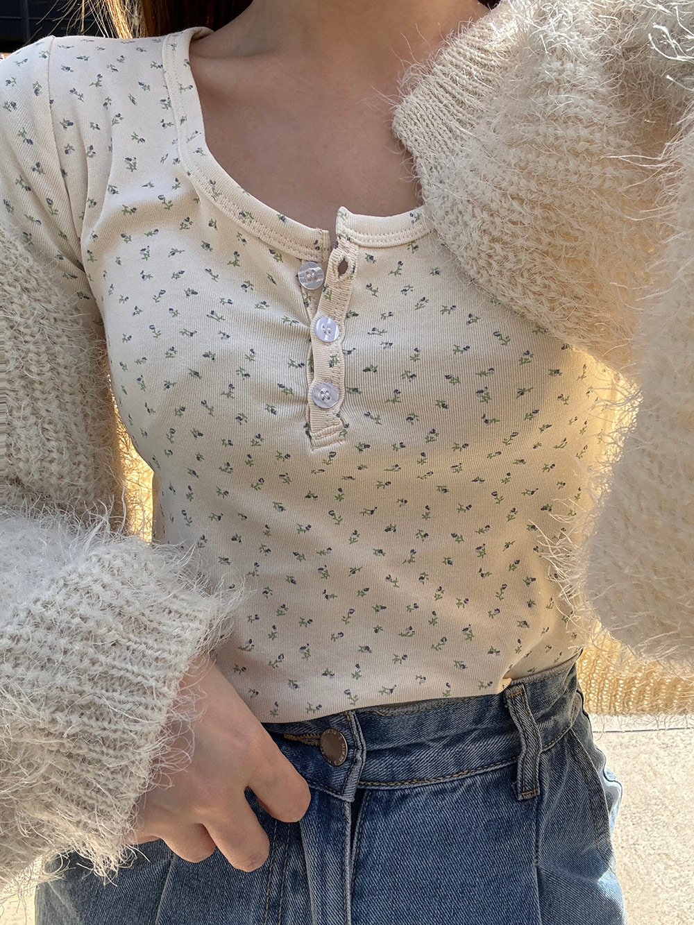 花柄ヘンリーネックリブTシャツ | レディースファッション通販