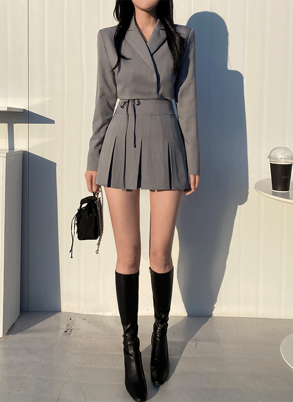 (新品)ジャスグリッティー♡クロップドジャケット＆フロントボタンミニスカート 1802156_23909757_k3.gif