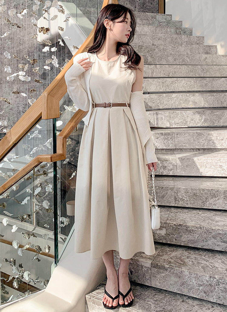 ベルト付プリーツスリーブレスワンピース | レディースファッション