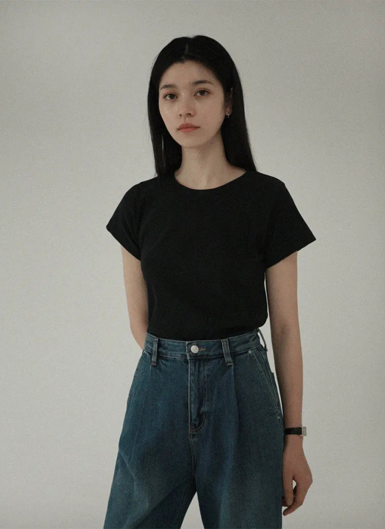 クロップド半袖Tシャツ(Black) | laurenhi | 詳細画像1