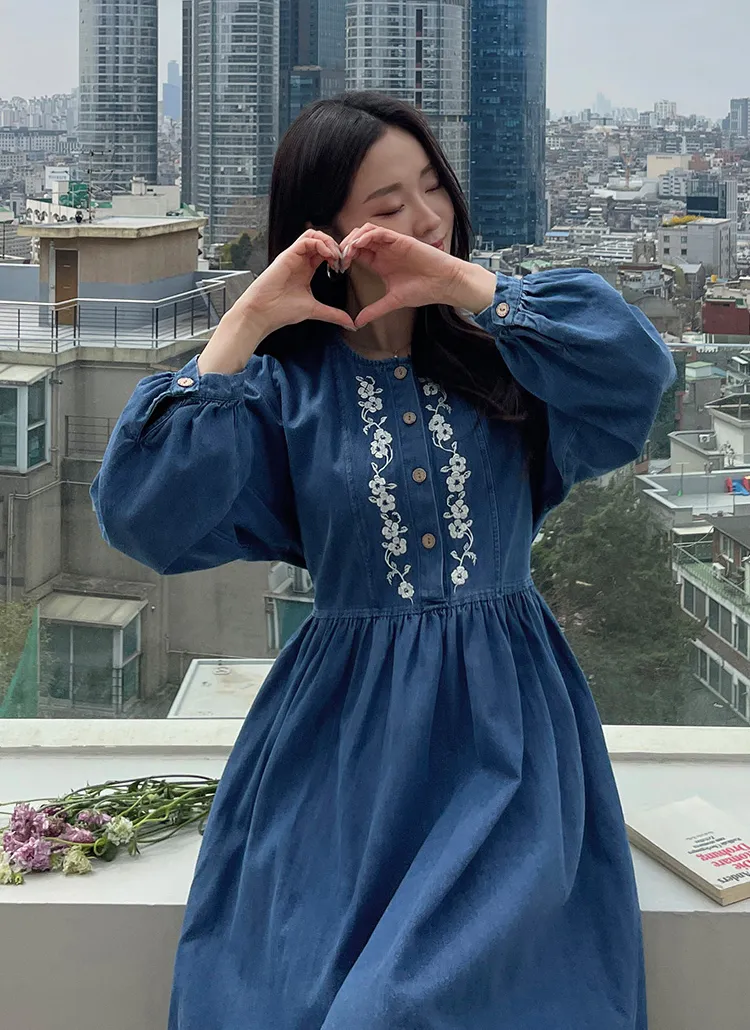 花柄刺繍ハーフボタンデニムワンピース | レディースファッション通販  