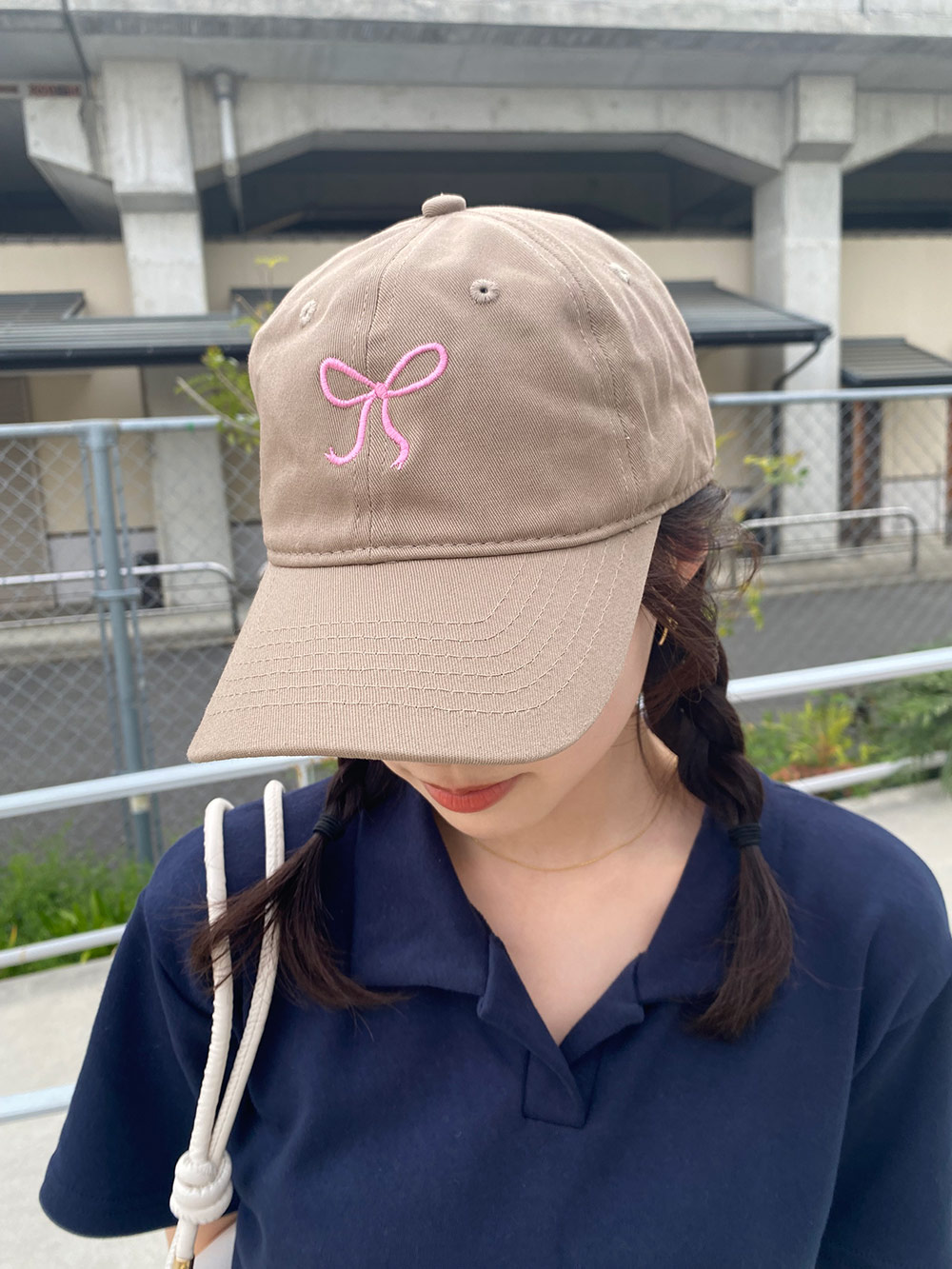 リボン刺繍キャップ | レディースファッション通販 - DHOLIC