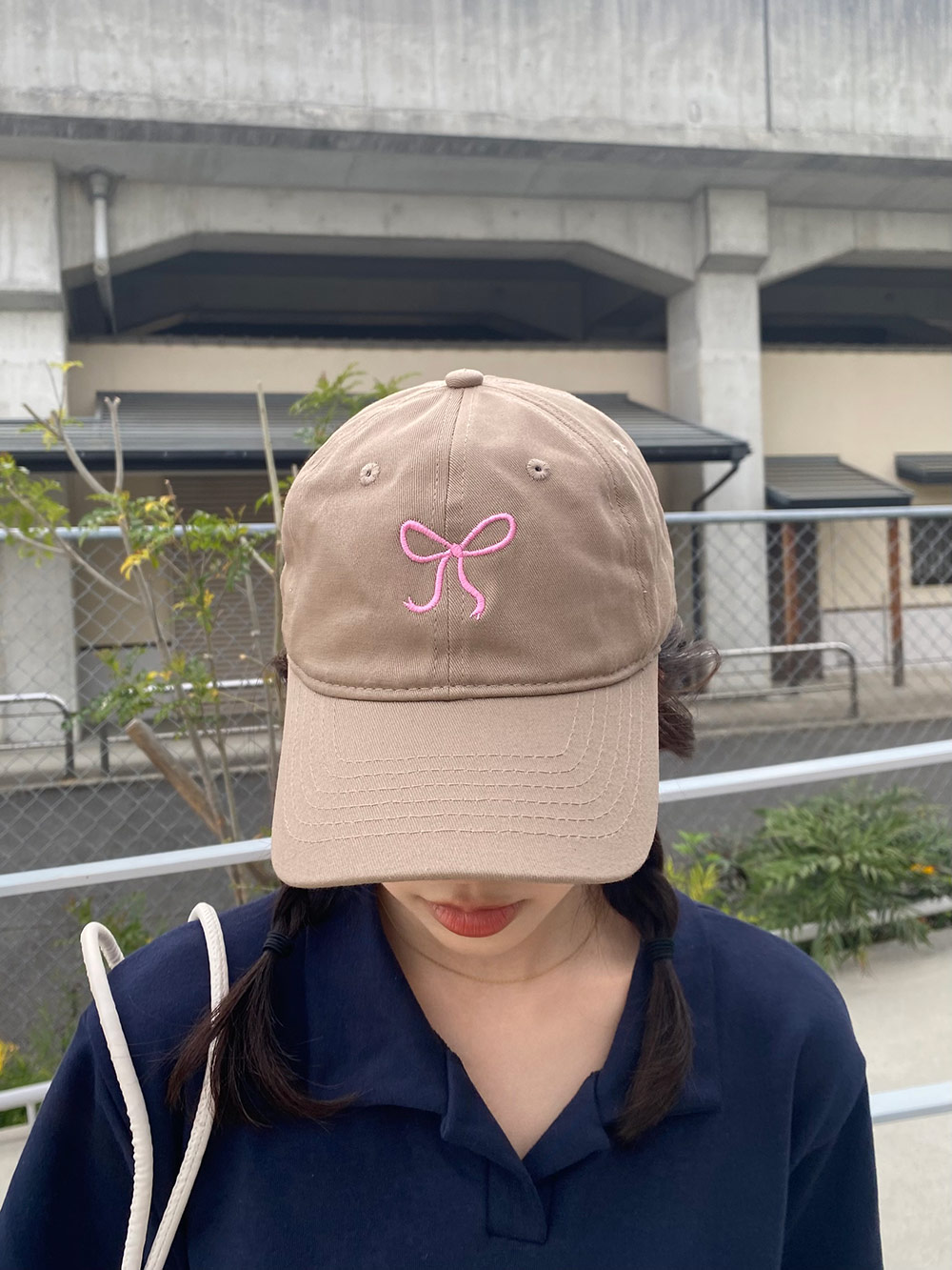 リボン刺繍キャップ | レディースファッション通販 - DHOLIC リボン刺繍キャップ | レディースファッション通販 - DHOLIC